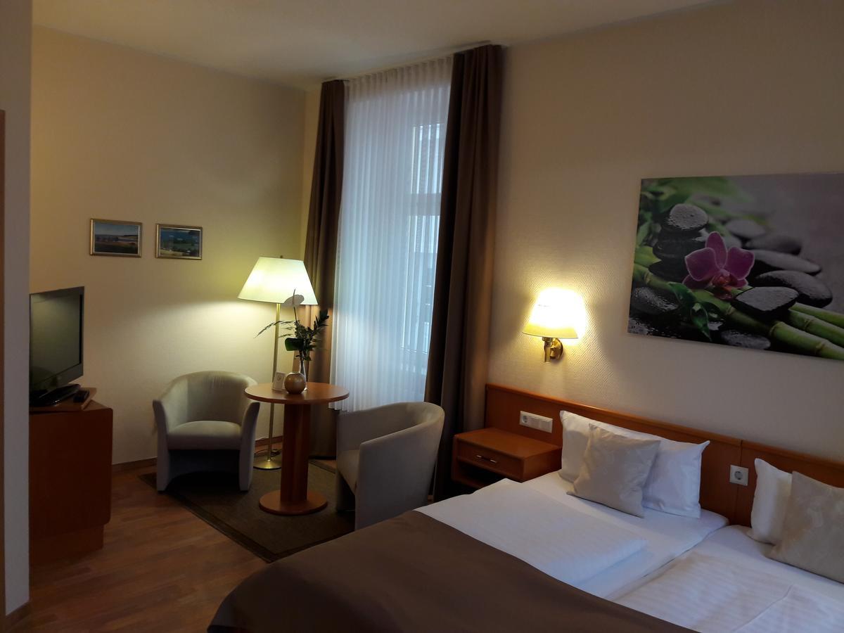 Parkhotel del Mar Sassnitz Buitenkant foto