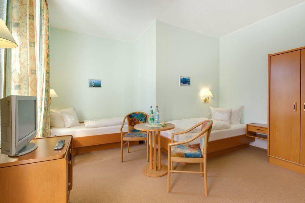 Parkhotel del Mar Sassnitz Buitenkant foto